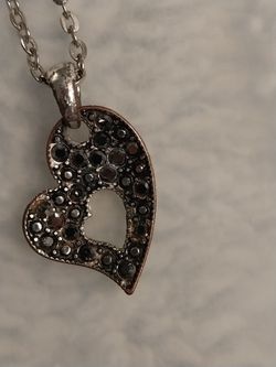 VINTAGE STERLING MARCASITE HEART NECKLACE