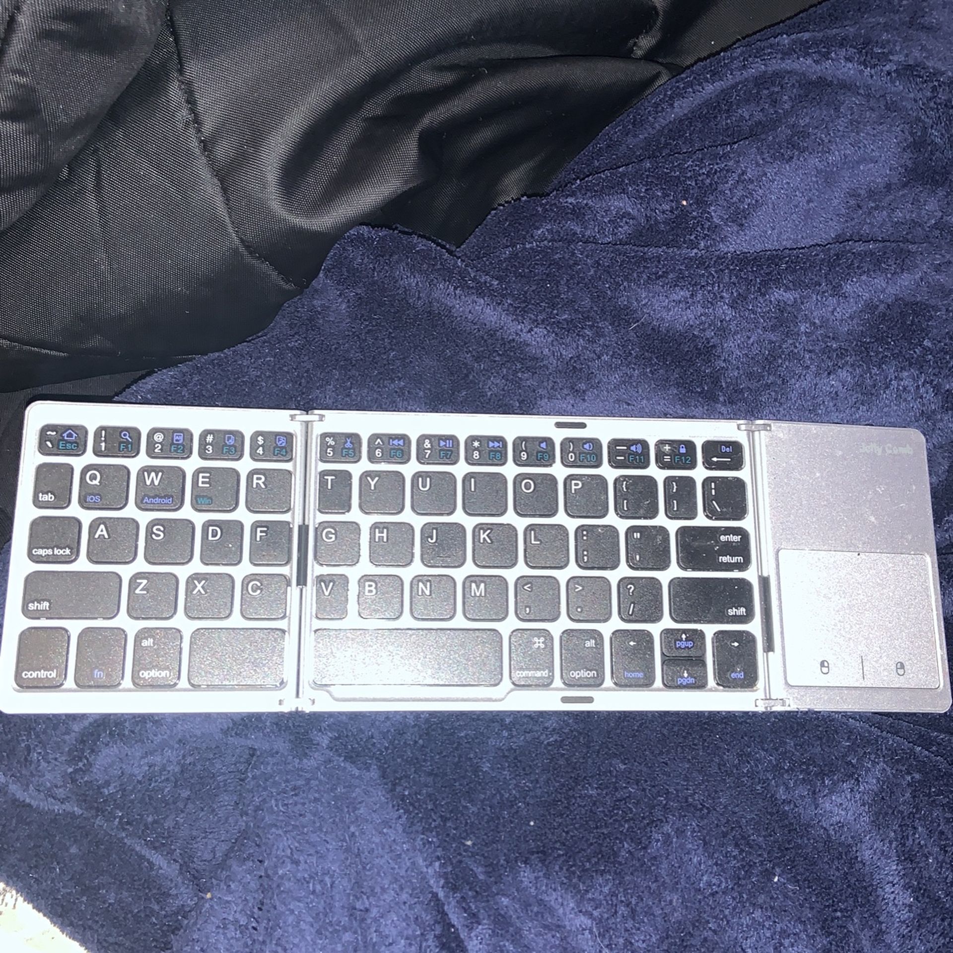 Bluuetooth/usb Foldable Keyboard