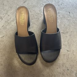 BELLA VITA made In Italy Sandals/shoes - Size 10