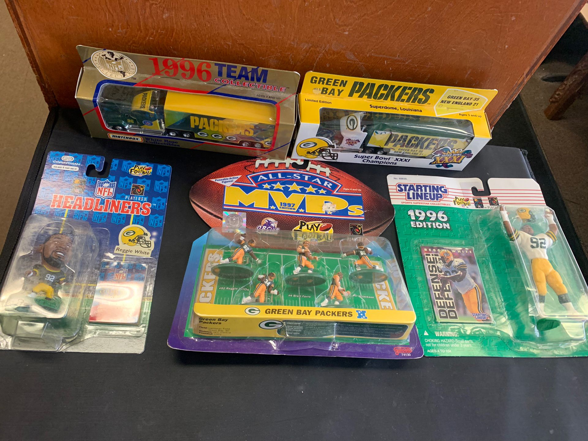 Green Bay Packers Sports Memorabilia Lot Of 5