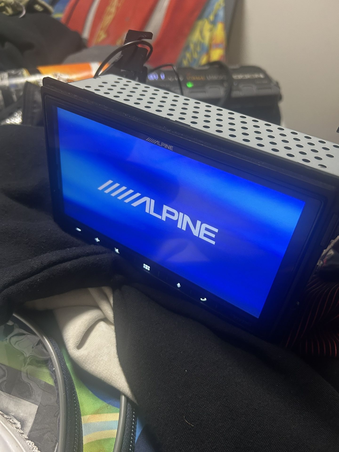 Alpine Bluetooth Touchscreen