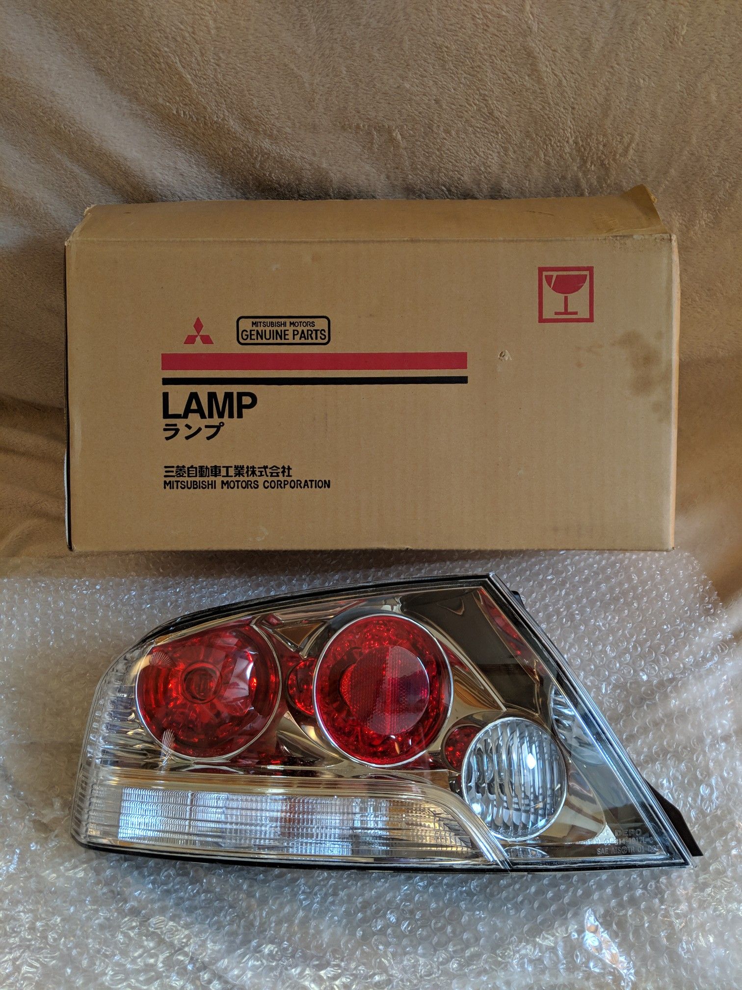 Mitsubishi Evolution VIII Tail Light Driver's Side DEPO MN126801 Left LH Evo 8