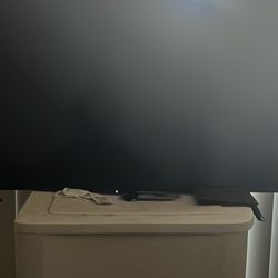 TCL ROKU TV 30-45 inch