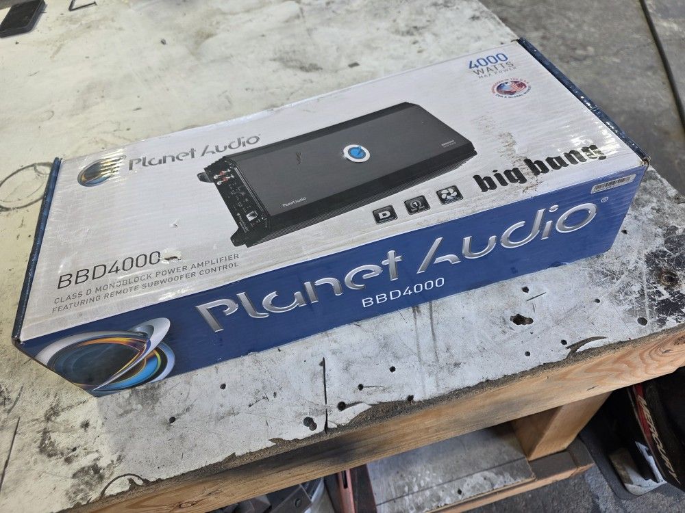 Planet Audio Big Bang  Amplifier 