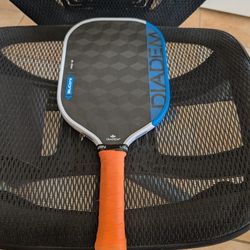 Diadem Edge BluCore Pro 16mm pickleball paddle - like new