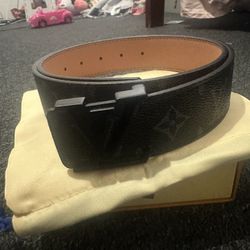 Lv Belt