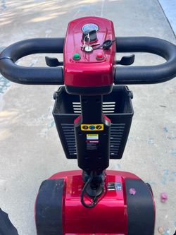 Mobility scooter
