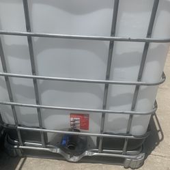 250 Gallon Water Tank