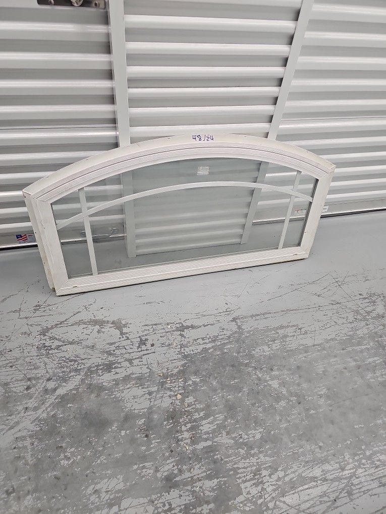 New Ply Gem Double Pane Window 48x24 with Arch