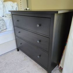 2 dressers 3-drawer $150 each
