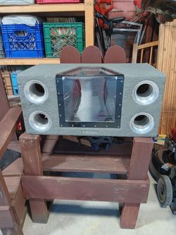 600 watts audiovox boom box trunk speaker