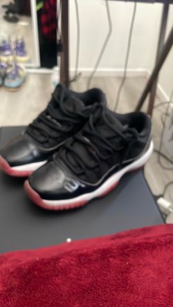 JORDAN 11 LOW