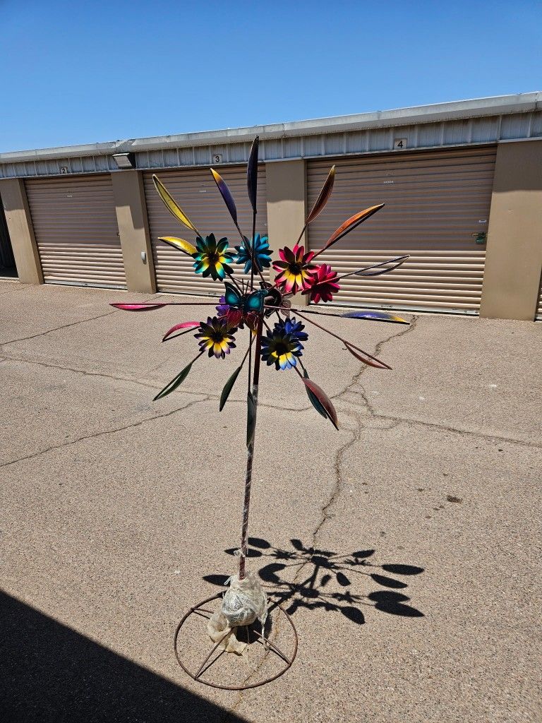 5 ft Tall Festive Flower Wind Spinner Decorative Lawn Ornament Wind Mill