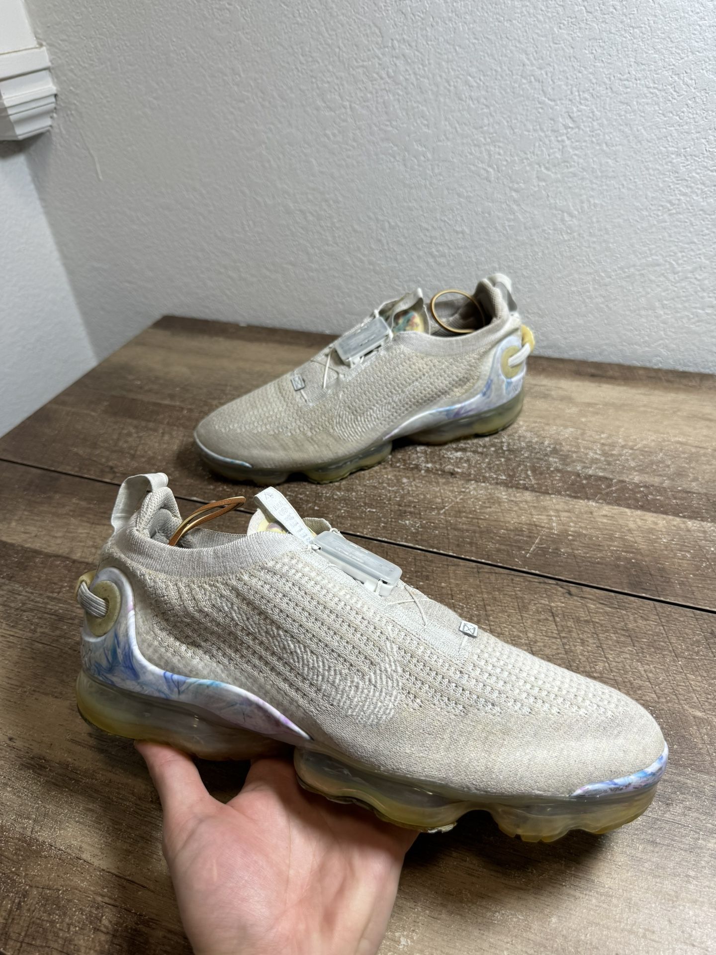 Nike Air VaporMax 2020 Flyknit Mens Size 11 Shoes Summit White Athletic Sneakers