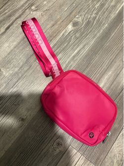 Lululemon bag