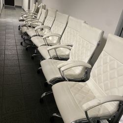 10 Office Chairs