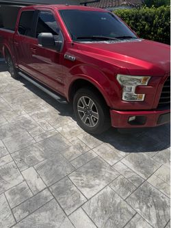 2015 Ford F-150 XLT Crew Cab