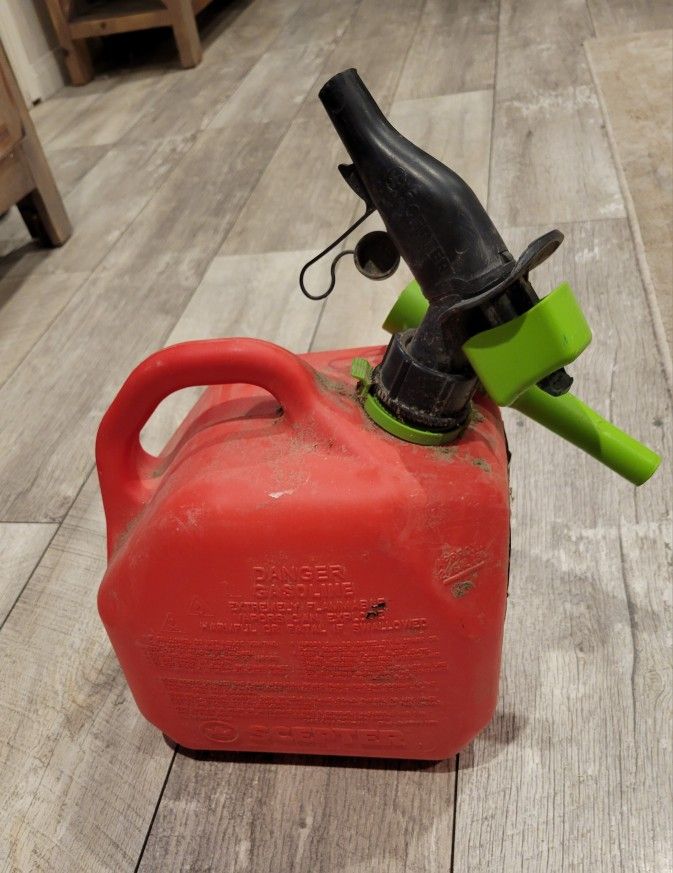 2 Gallon Gas Can