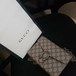Gucci dionysus shoulder bag