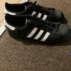 Men’s Adidas Size 91/2