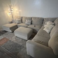 Sectional Sofas 