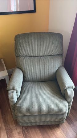 Like-New Comfy Olive Green Corduroy Recliner