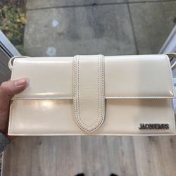 jacquemus bag le bambino long off white