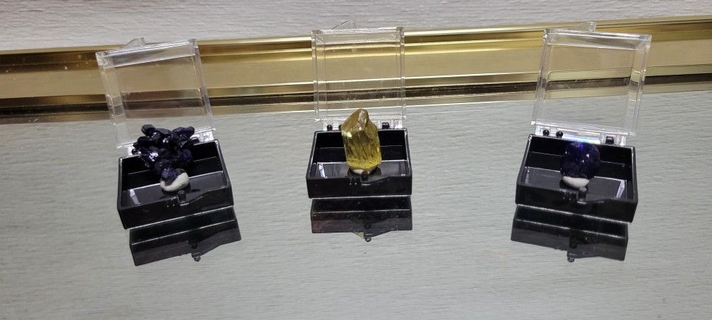 Azurite and golden Apetite specimens