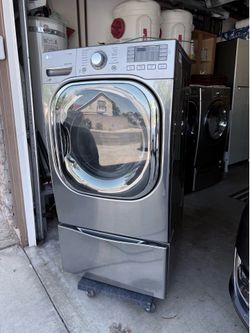 Selling LG Dryer -Gas