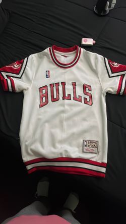 Chicago Bulls Jersey Size Small