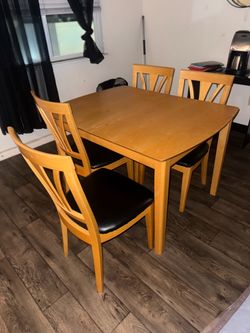 Wood Dining Table Set with 4 Chairs