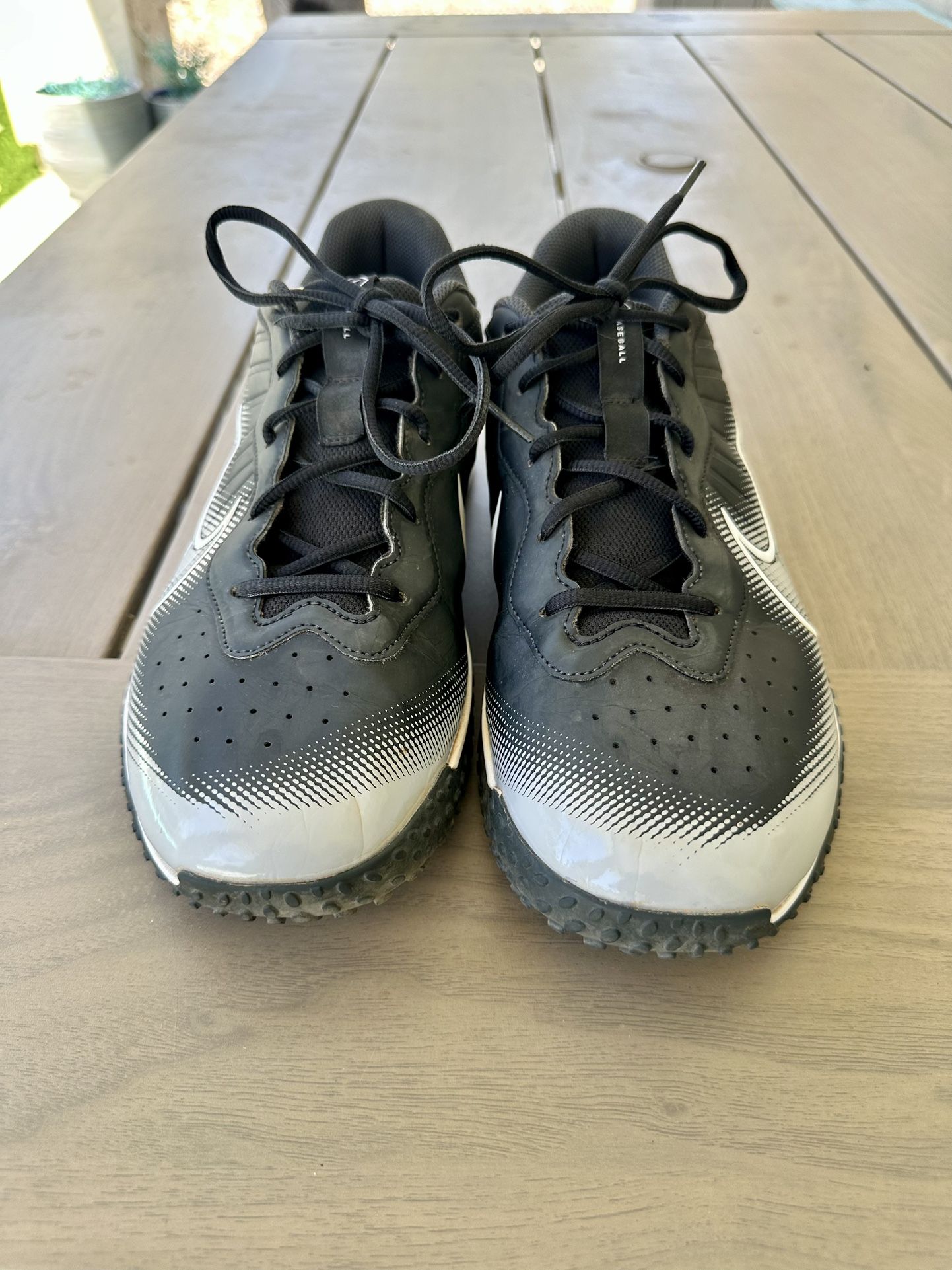 Nike Baseball softball Diamond Turf Shoes Size 12