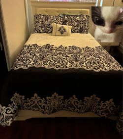 Full/Queen BedSet