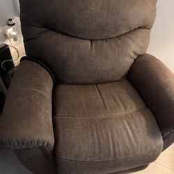 Lazy Boy Recliner With Lift