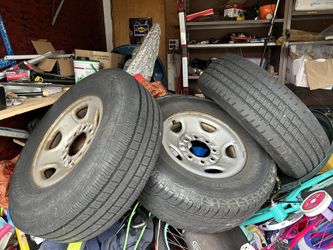 8lug Chevy 2500 Wheels And Fresh Tires