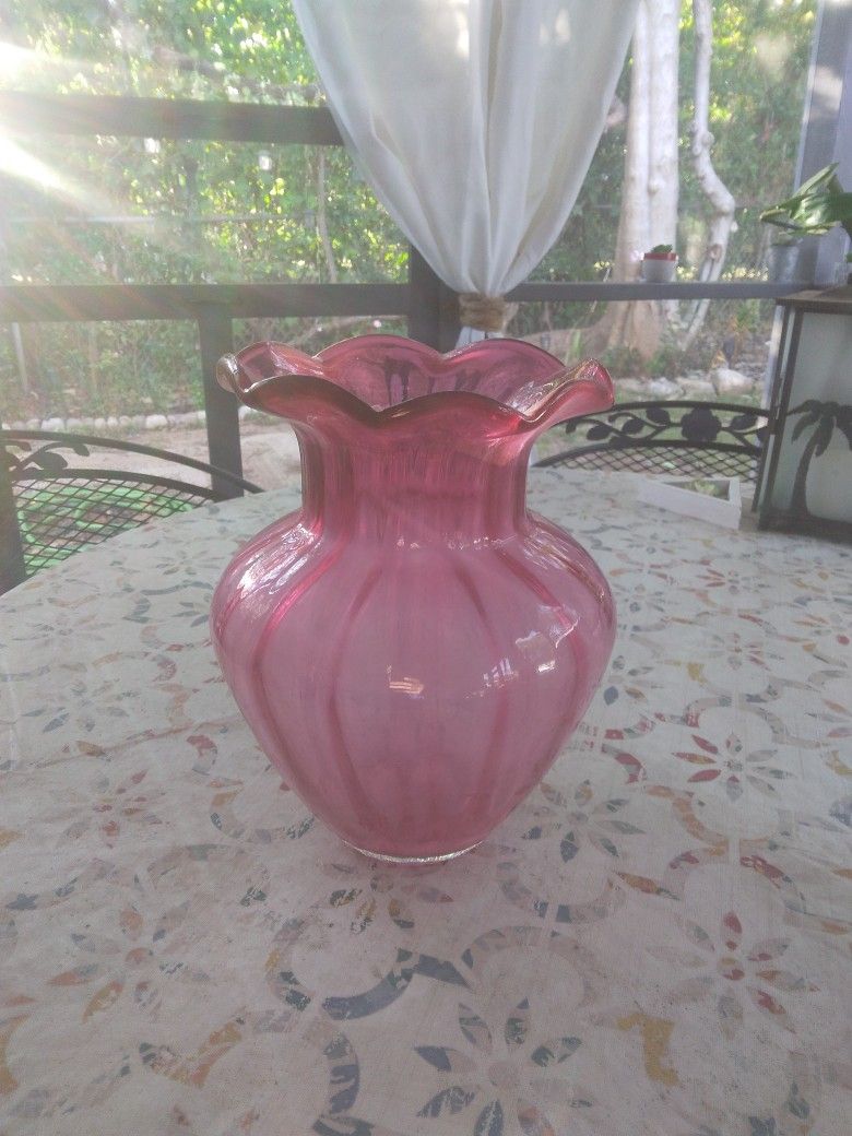 Rare Vintage Italian Purple/pink Vase