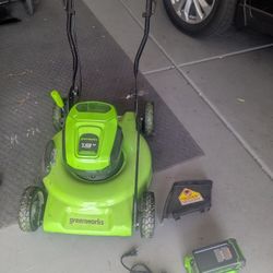 Greenworks 40V 19" Push Cordless Lawn Mower 