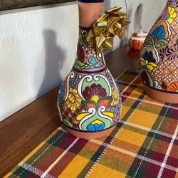 Beautiful Southwestern Pottery Vase 12 inches tall by approximately 6 inches wide