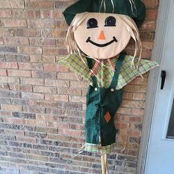 Brand new harvest corn husk scarecrow yard stake