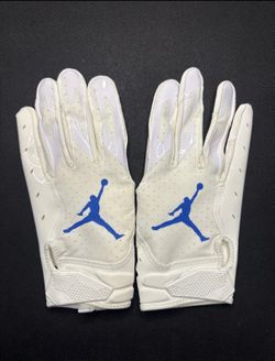 Jordan UCLA Bruins College Football Gloves Size L