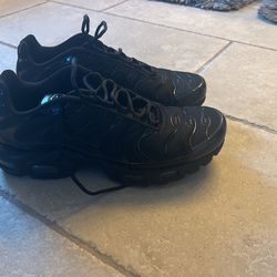 Men’s Nike Air Max Plus Black Size 10.5