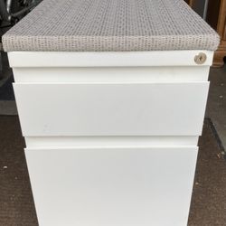 Haworth Designed 2 Drawer Portable Office Assistant File Cabinet 