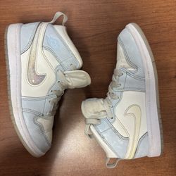 Jordan 1 Mid SE Glitter Swoosh Youth Size 2