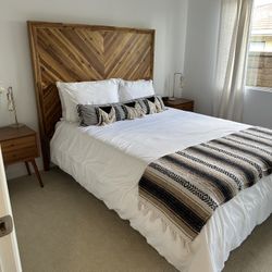 West Elm Alexa Reclaimed Wood Queen bed 