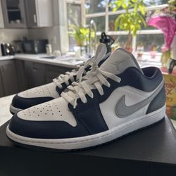 Air Jordan 1 Low “Midnight Navy/Grey