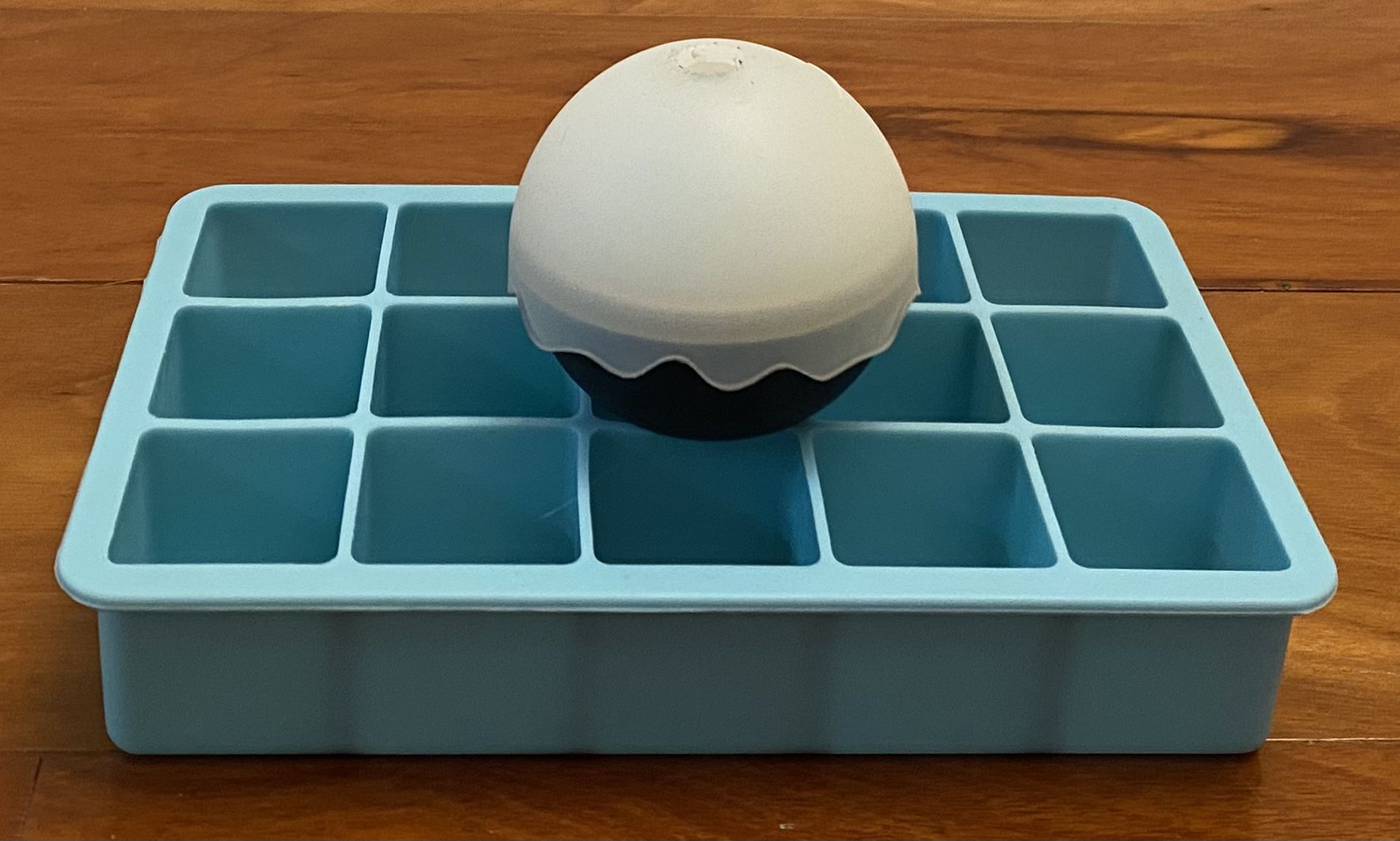 Silicone Ice Molds: Sphere & Cubes