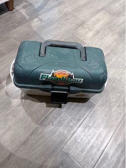 Medium fishing 🎣 tackle box