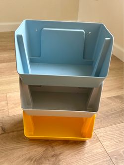 Set of 3 Stackable Plastic Storage Bins