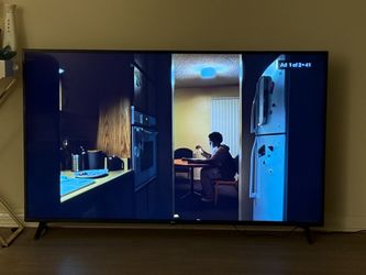 LG TV 65” in perfect condition