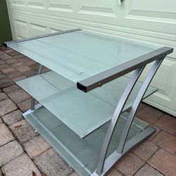Modern Glass TV Stand/Entertainment Stand